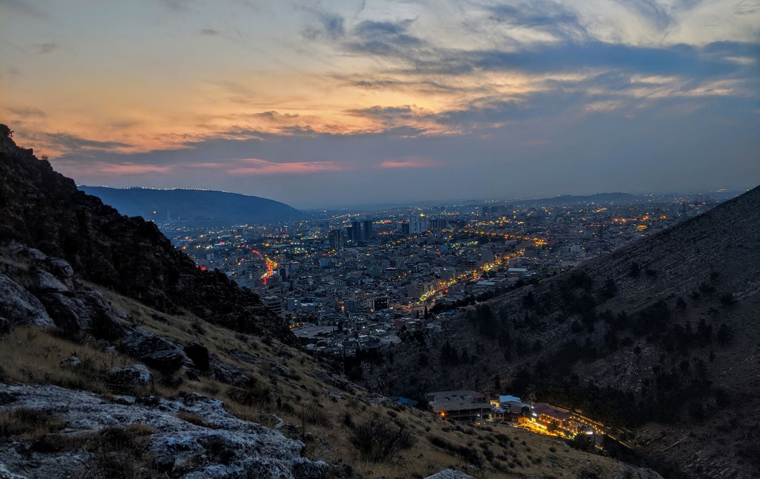 Duhok city and mountains at sunset