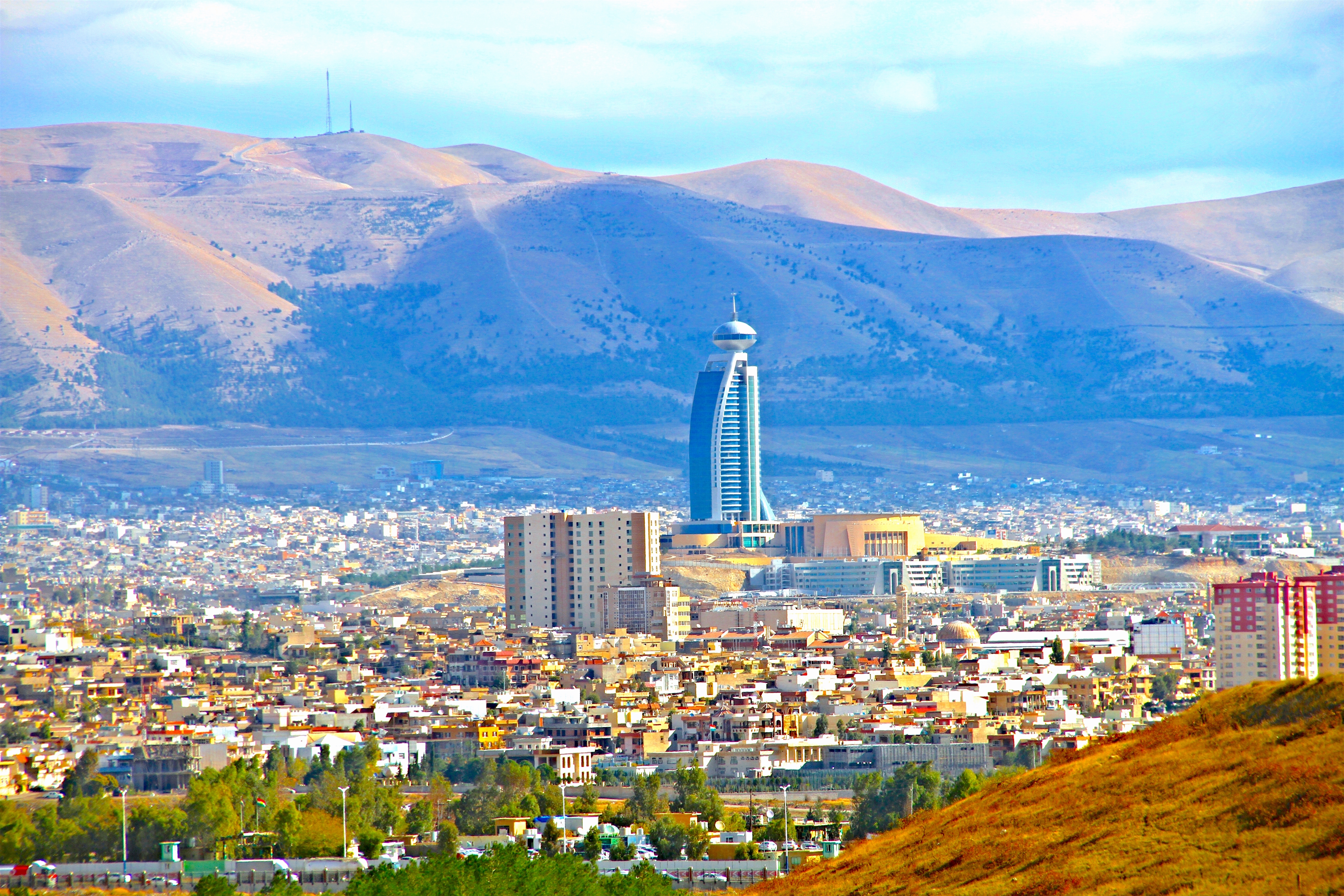 Sulaymaniyah city and mountains